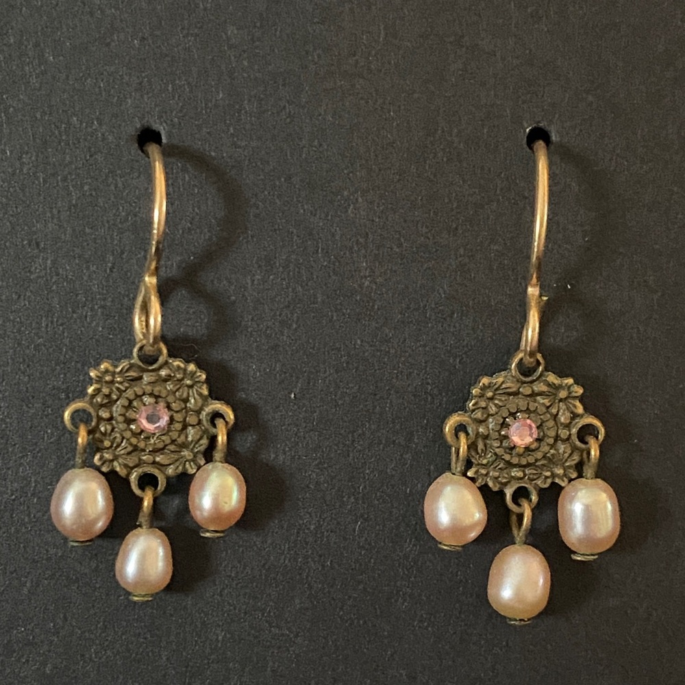 Elegant Gold and Pink Dangle Earrings